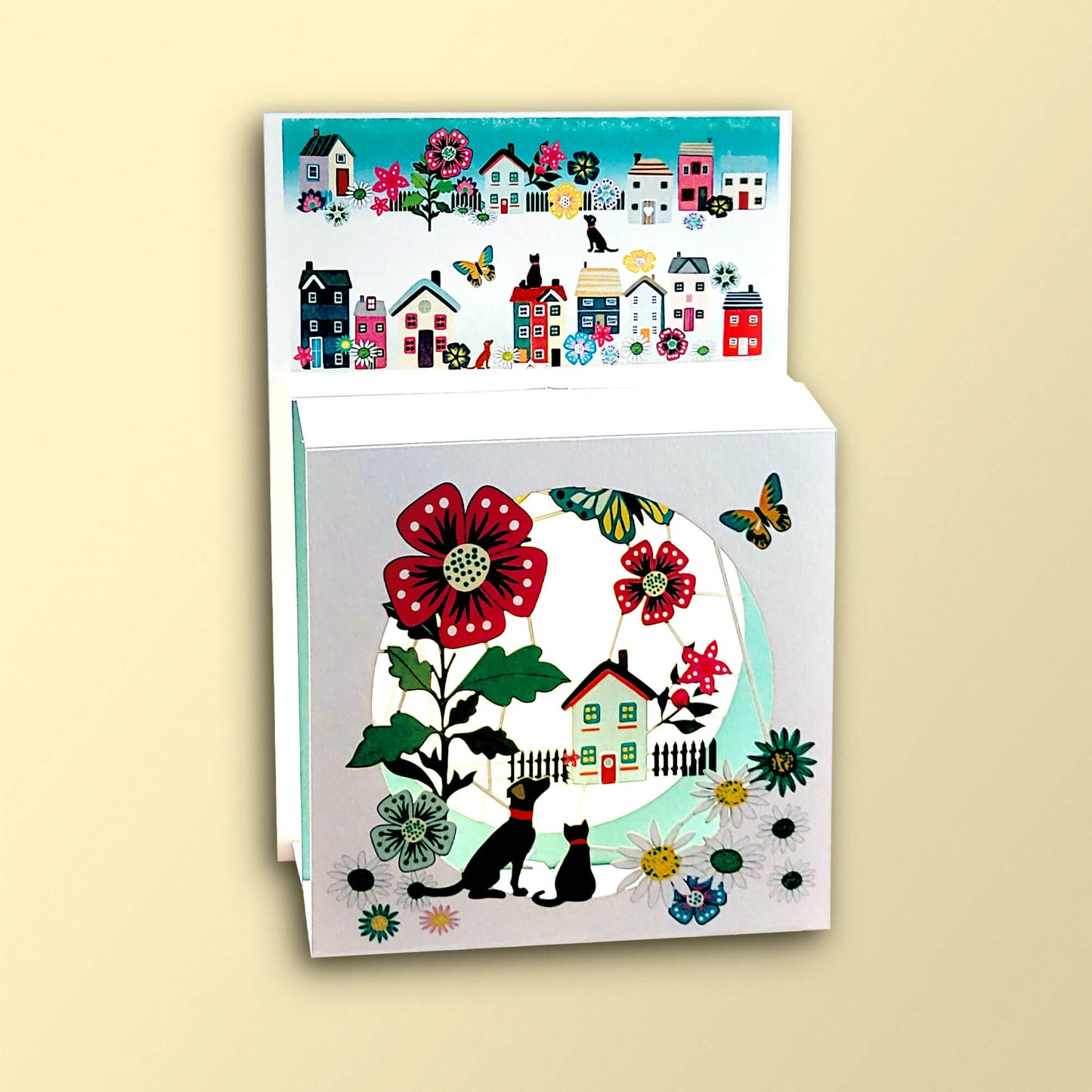 Carte box - Chat et chien devant la maison