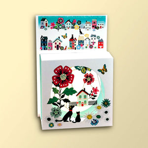 Carte box - Chat et chien devant la maison
