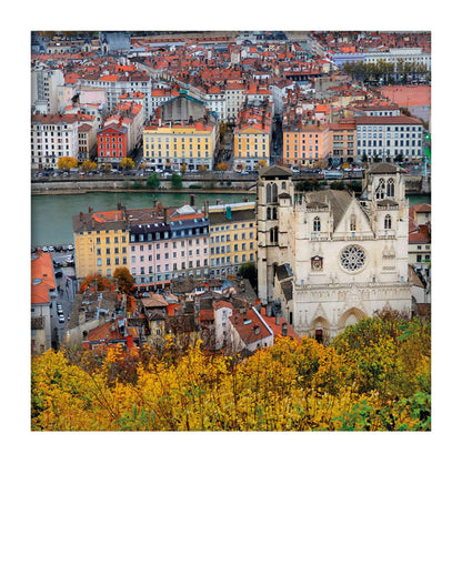 Carte polaroid - Vue Aérienne de la Cathédrale Saint-Jean-Baptiste, Lyon