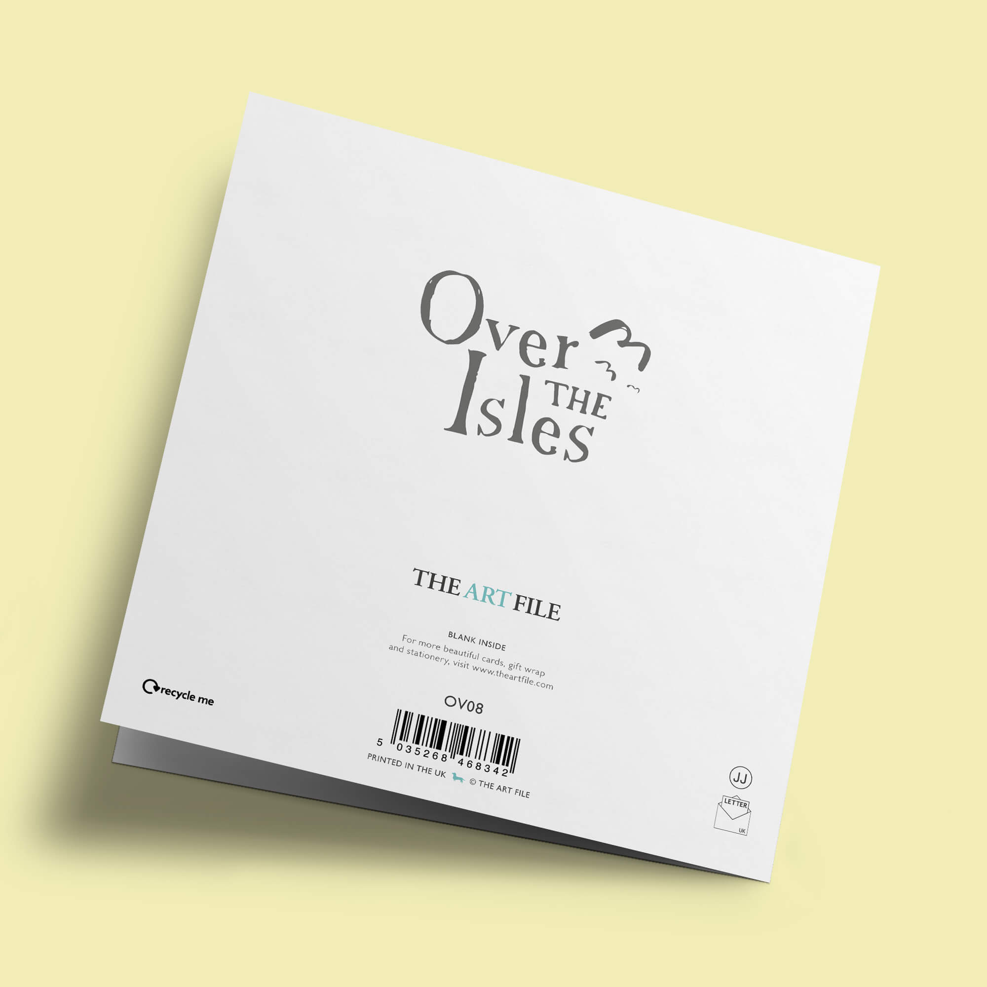 Over The Isles - Cabanes de plage et mouettes