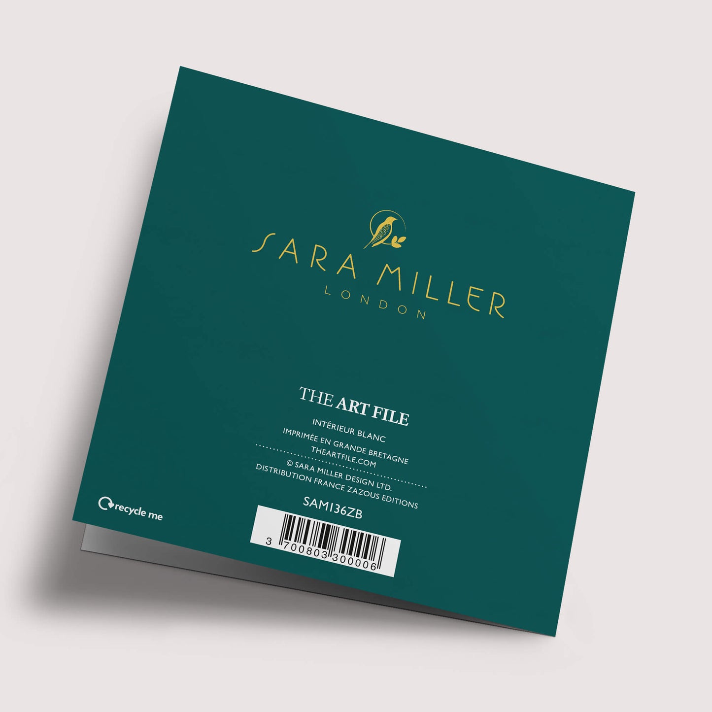 Sara Miller - Oiseau vert sur fond vert foncé