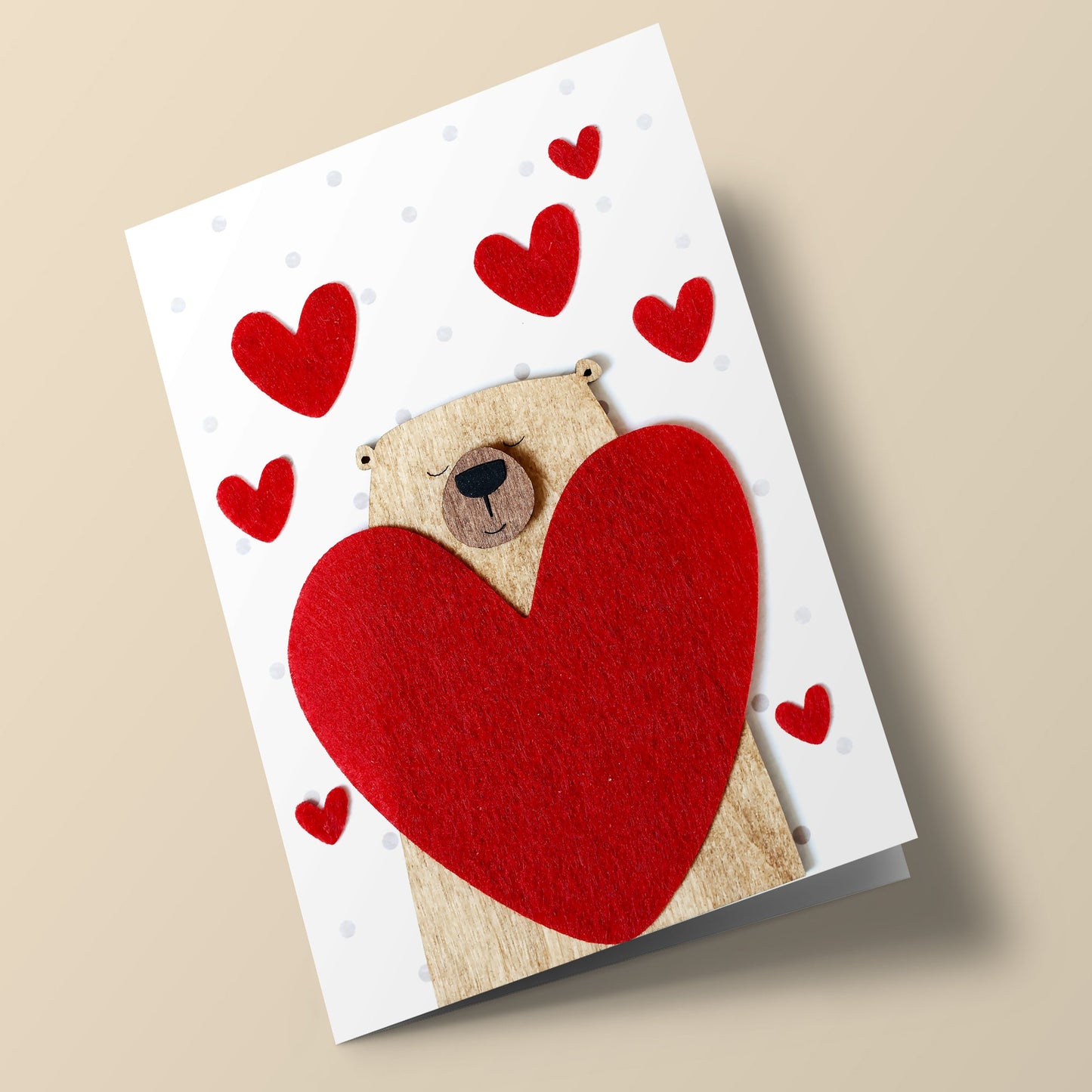 Wooden Friends - bear with hearts