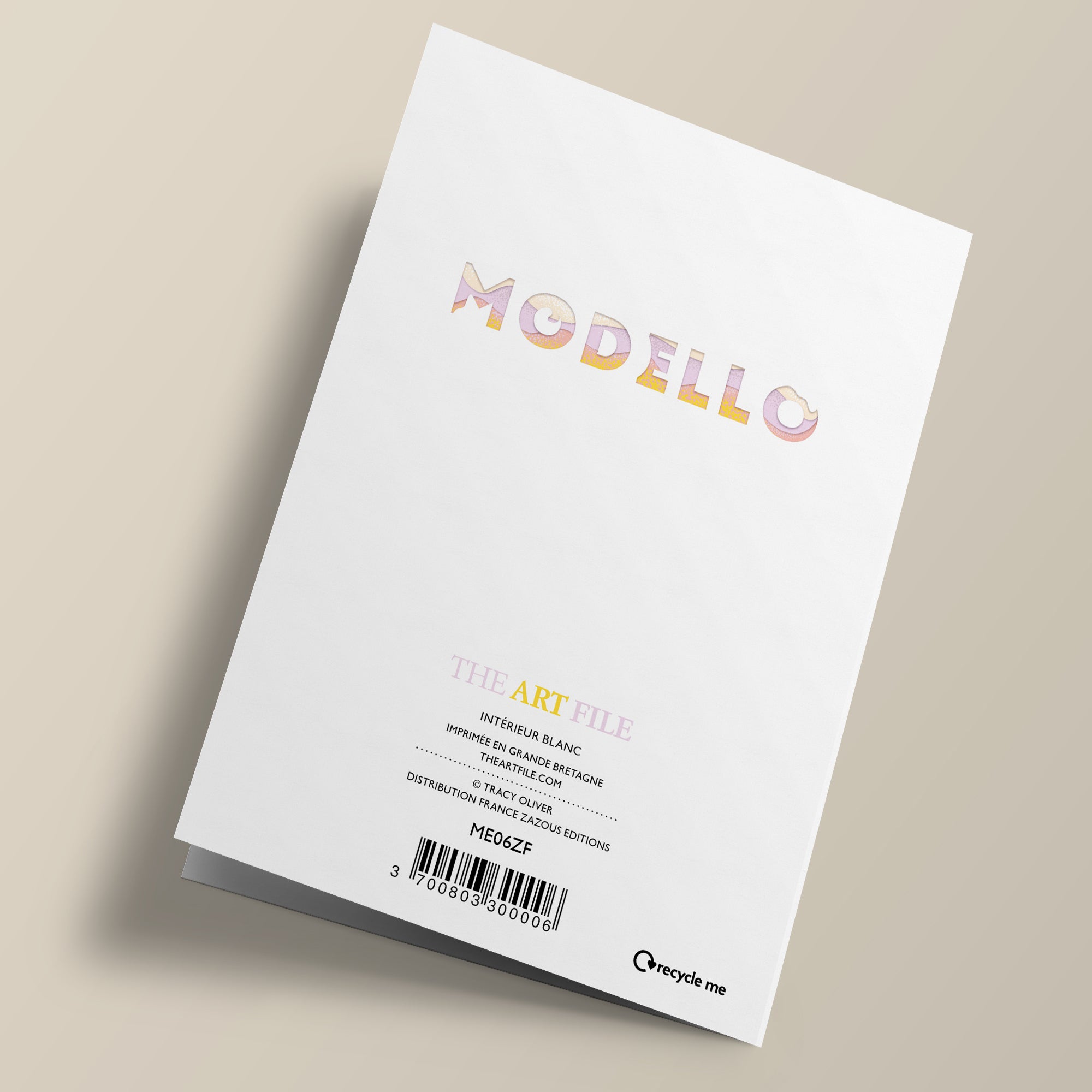 Modello - Bee on Honeycomb